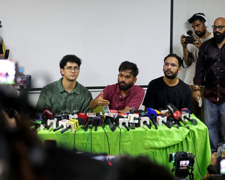 India youth protest leaders detained after entering barricaded Delhi protest site