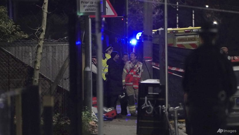 4 children die after intense fire rips through London home  