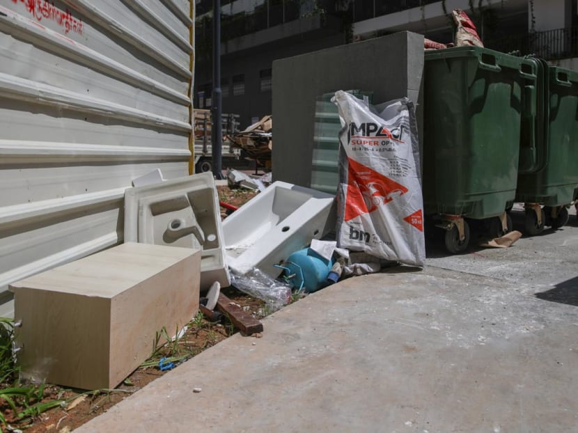 What a waste: New HDB flat owners dumping unused eco-friendly toilet bowls What a waste: New HDB flat owners dumping unused eco-friendly toilet bowls