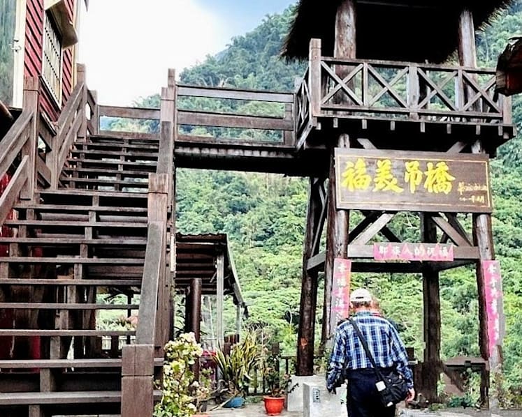 Tourist dies after boardwalk collapses near popular bridge in Taiwan
