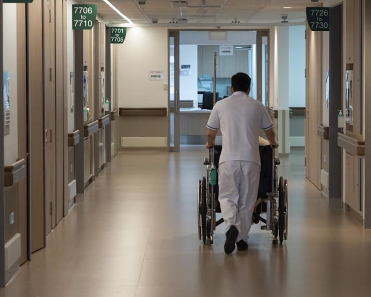 In-person visits to hospitals, residential care homes allowed for all from April 26, regardless of vaccination status