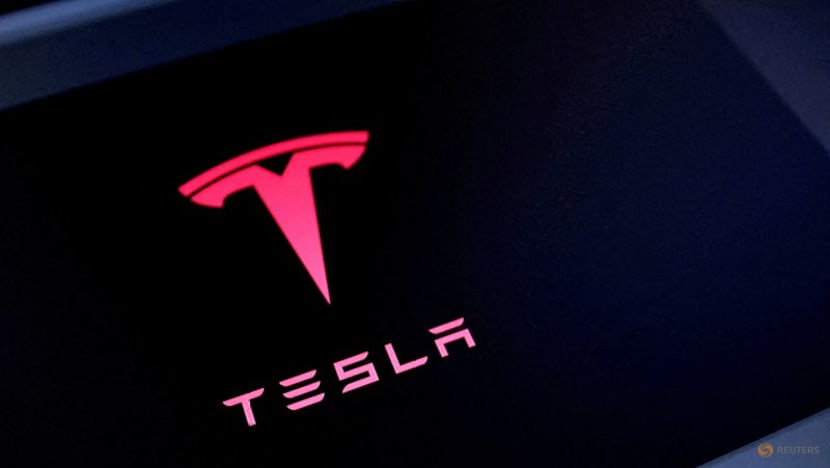 Lemonade to cut insurance rates for Tesla drivers in endorsement of EV maker's software technology