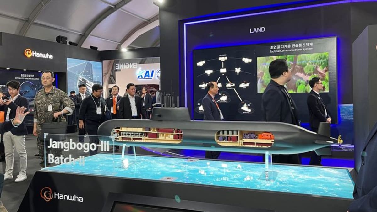 Korea Development Bank to sell shares in Hanwha Ocean, paper reports - Channel News Asia (Picture 1)