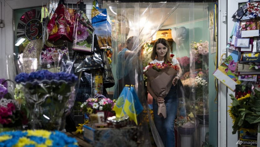 Ukraine cautiously adapts to a wartime economy as businesses and consumption pick up Ukraine cautiously adapts to a wartime economy as businesses and consumption pick up
