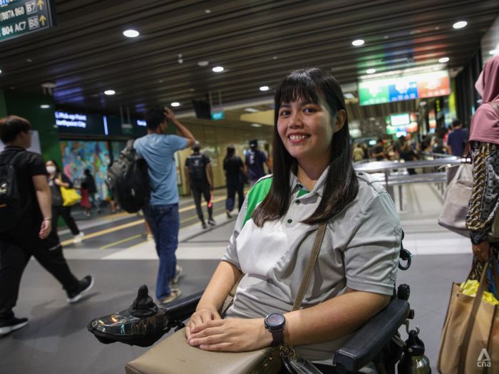'I couldn't hold myself up': How multiple sclerosis upended this 23-year-old's life, and how she's fighting back