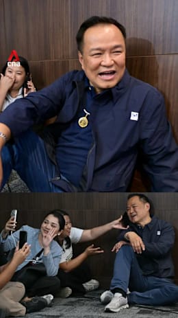 Thailand election: PM Anutin sits on floor ahead of press conference, to amusement of journalists