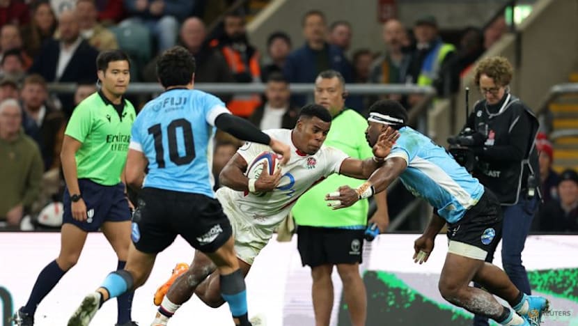 England finish strong again to overwhelm Fiji 38-18