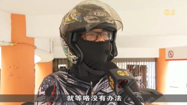 雨天影响送餐速度 有顾客等候时间一到两小时 
