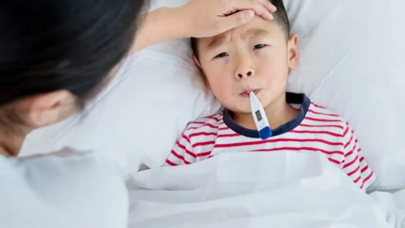 Turunkan suhu badan anak dengan cara alternatif; guna 1 bahan dapur sahaja Turunkan suhu badan anak dengan cara alternatif; guna 1 bahan dapur sahaja