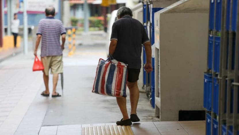 Benarkah warga emas di S’pura perlukan $1,379 sebulan bagi tampung keperluan asas?