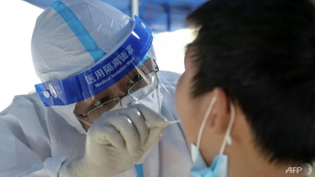 中国新增近1830起病例 近80%无症状