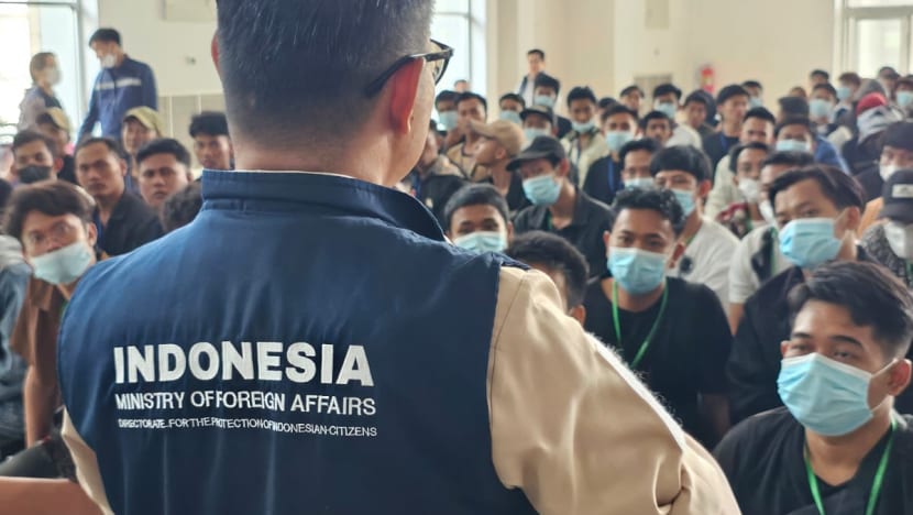 Bertambah 169 WNI korban TPPO dievakuasi dari Myanmar, tapi masih banyak yang menolak pulang, kenapa? Bertambah 169 WNI korban TPPO dievakuasi dari Myanmar, tapi masih banyak yang menolak pulang, kenapa?