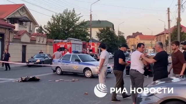 俄罗斯武装袭击事件死亡人数增至16个 包括至少15名警员