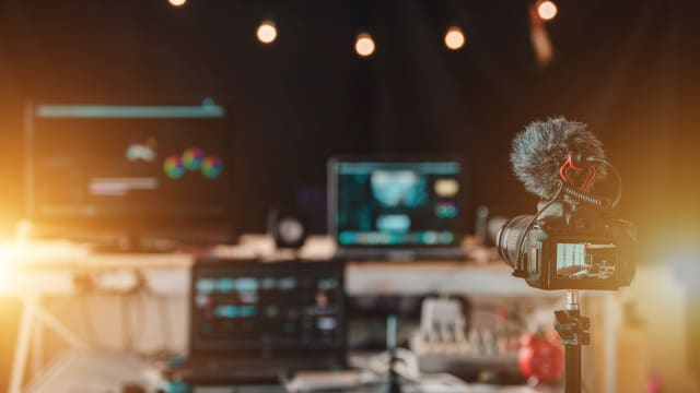 【笔耕园地】释放创造力：新加坡年轻数码内容创作者
