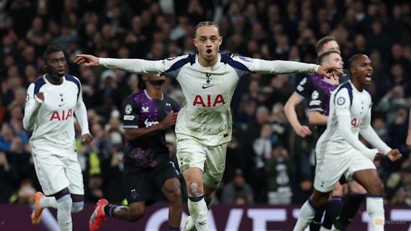 Tottenham spot on against Slavia Prague to close in on top eight