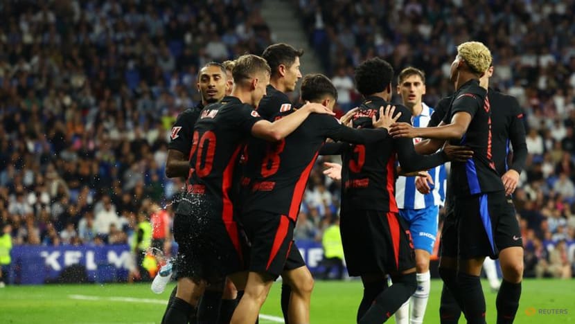 Raphinha lauds kid with the golden feet Yamal after Barca secure title