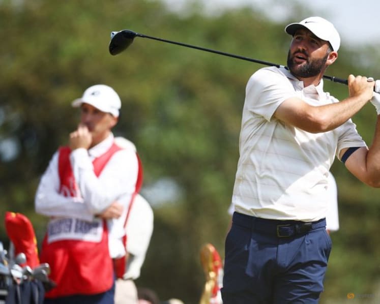 Scheffler defends Dechambeau after two-stroke penalty row