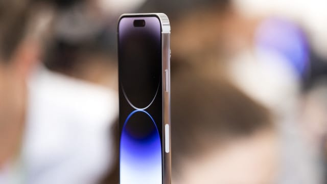 防疫措施影响郑州厂房产量 苹果：iPhone14 Pro发货量减少