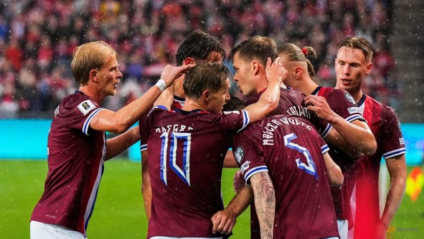 Clinical Norway hand Italy painful 3-0 defeat