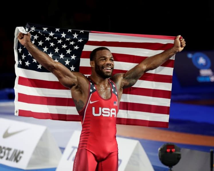 Wrestling-Back on the mat in new professional promotion, Burroughs dreams of Olympic return