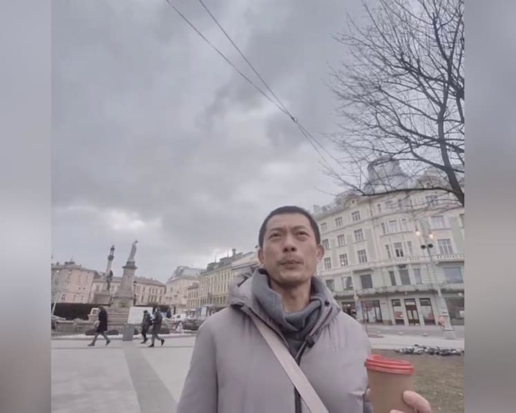 Singaporean Ix Shen and wife reach western Ukrainian city of Lviv
