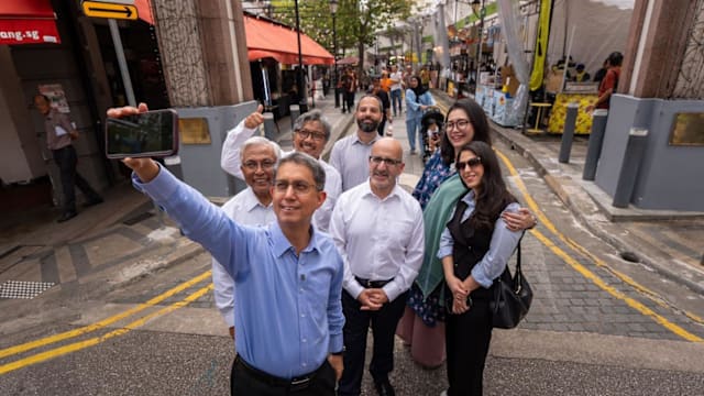 巴勒斯坦部长萨拉梅访甘榜格南 了解我国如何融合传统与现代 