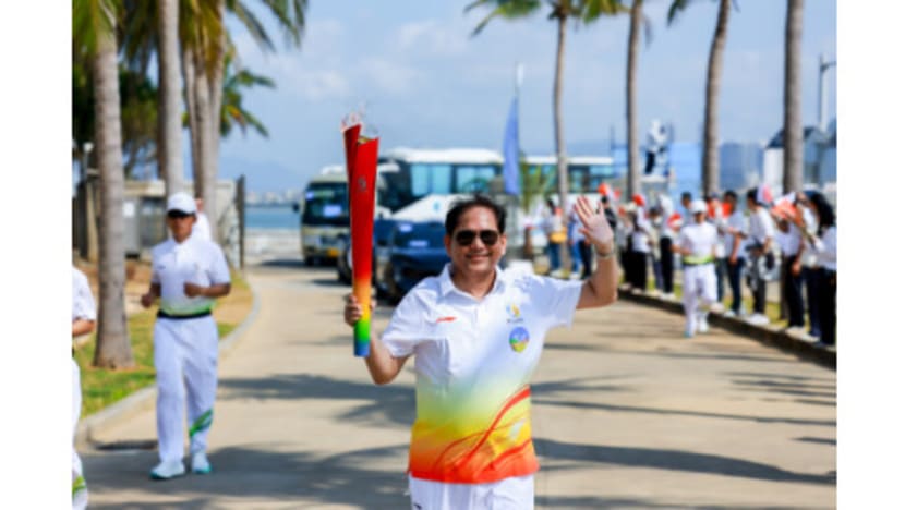 Torch Relay for 6th Asian Beach Games Held in Sanya, China
