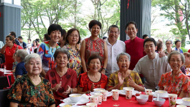 面包物语新春回馈 陪伴长者度人日