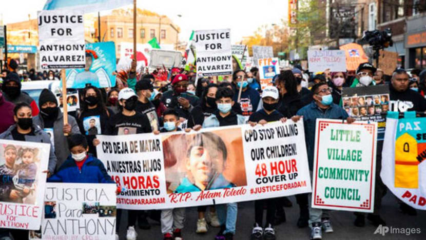 Vigil, 'peace walk' in Chicago after police shooting of boy