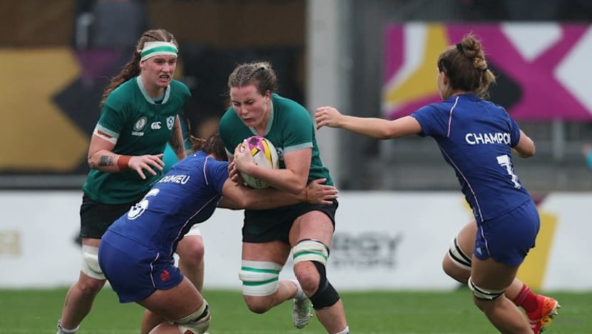 France come back from 13-point deficit to secure semi-final berth