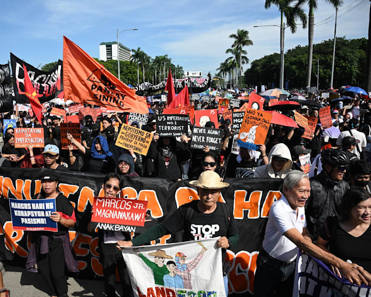 Thousands take to streets as Philippines protests flood control fraud