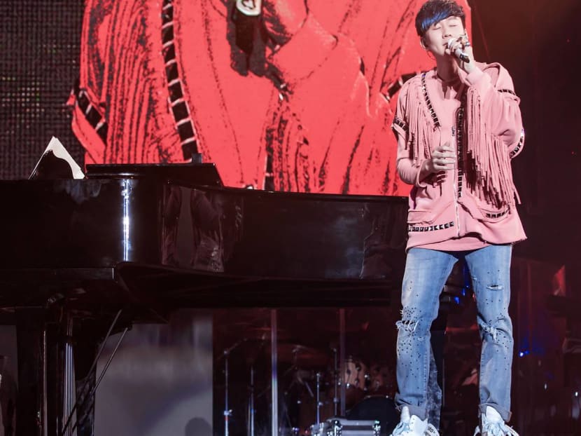 JJ Lin Showed Us Why He’s The Singaporean Star We Need At His Sold-Out Concerts Here