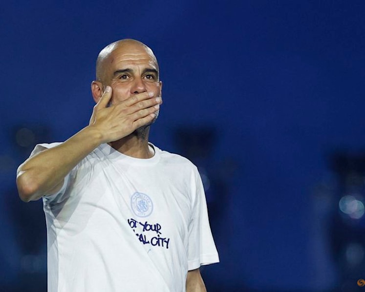Guardiola's office contents, including coffee cups and ceramic turtles, up for auction