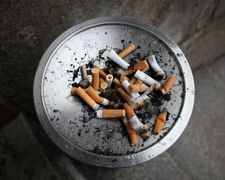 Curb harmful effects of secondhand smoke from homes during circuit breaker