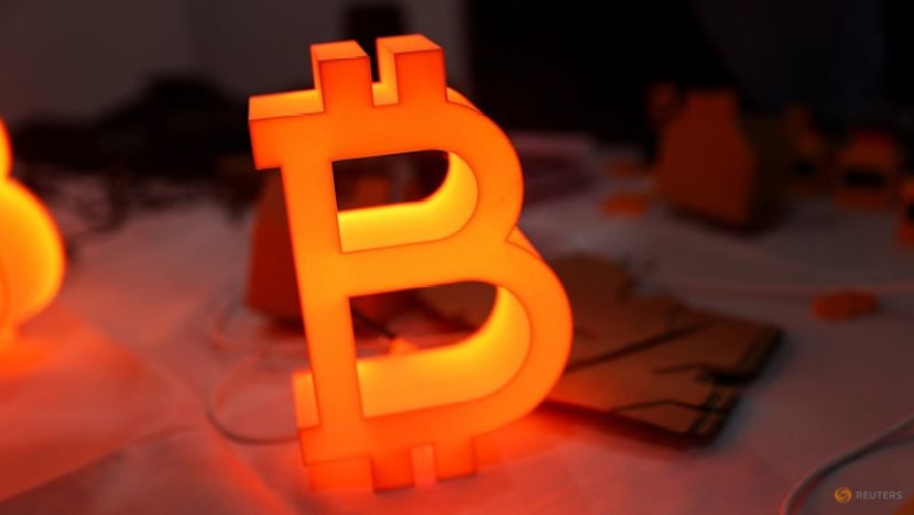 Bitcoin slump shakes companies that jumped on crypto-hoarding bandwagon