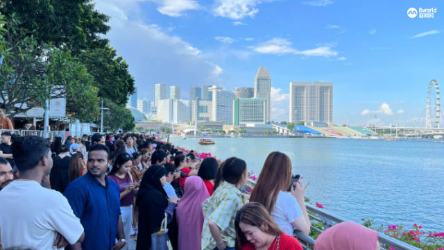 【直播】滨海湾一带人山人海 多区人数已达上限