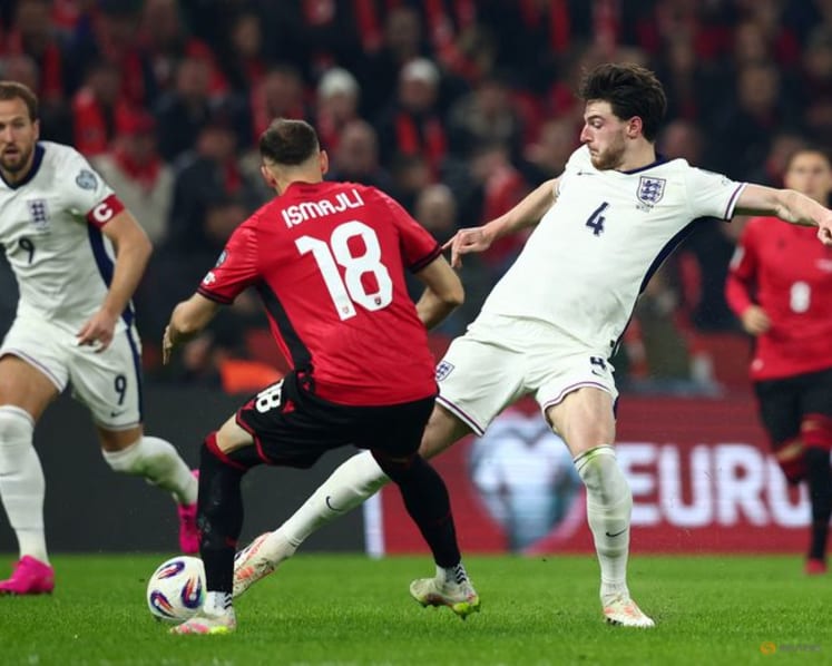 Kane double seals perfect World Cup qualification for England