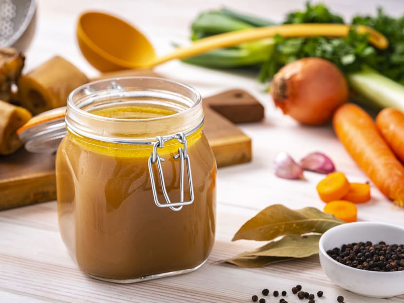 Is bone broth really brimming with health benefits? Can it help with joint pain and digestive discomforts? 