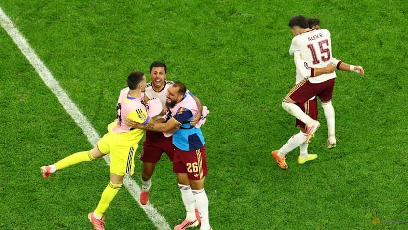 Spain choke the life out of France to reach World Cup final