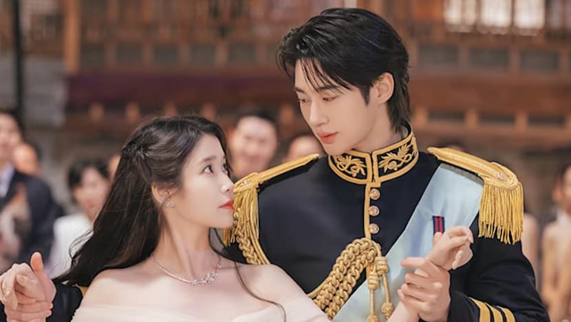 IU minta maaf atas kontroversi drakor Perfect Crown: 'Aku malu pada diriku sendiri'