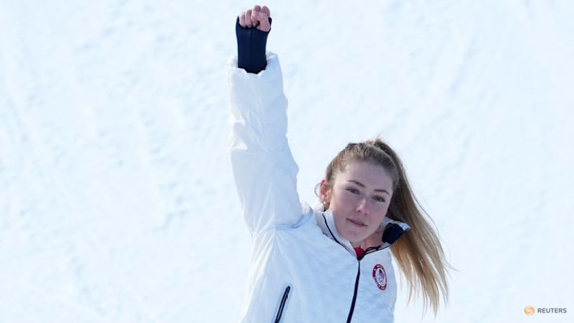 Alpine skiing-Shiffrin steps up, Robinson and Goggia to battle for super-G title