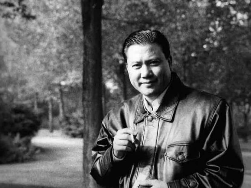 Remember The Golden Pillow’s Alex Man? This Is What He Looks Like Now