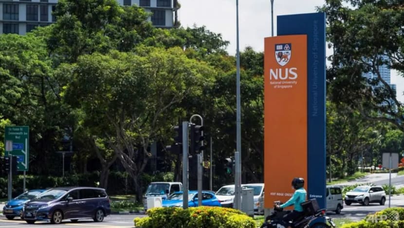Semua siswa, kakitangan NUS perlu jalani ujian kendiri COVID-19 mulai 10 Ogos Semua siswa, kakitangan NUS perlu jalani ujian kendiri COVID-19 mulai 10 Ogos