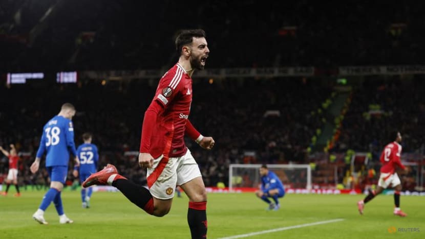 Man United boss Amorim defends captain Fernandes's on-field dramatics