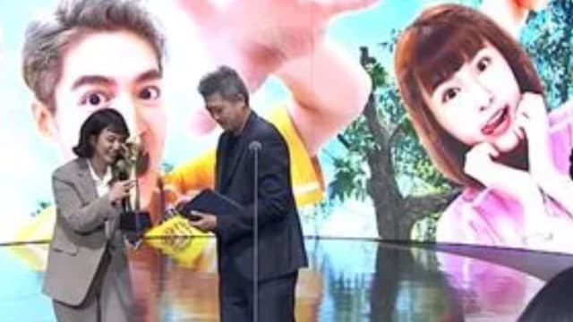 《饥饿游戏》夺金钟58“最具人气综艺节目奖”！