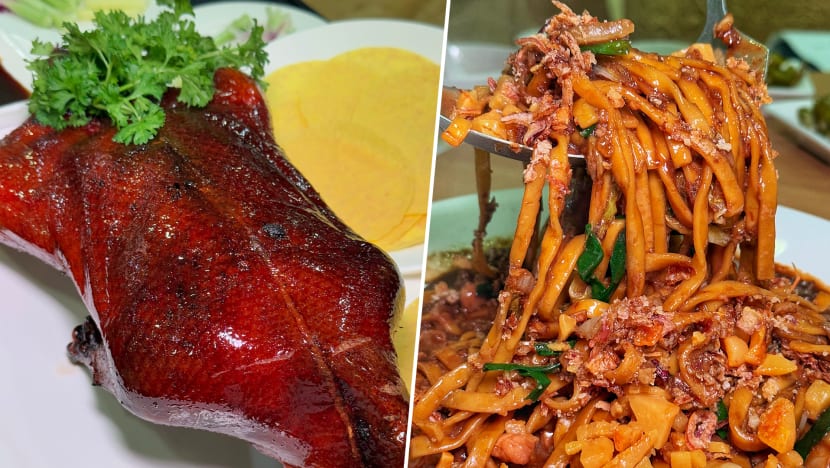 Delish $68 Peking Duck Found In Deserted Restaurant — The Bad News? It's Closing Down Soon Delish $68 Peking Duck Found In Deserted Restaurant — The Bad News? It's Closing Down Soon