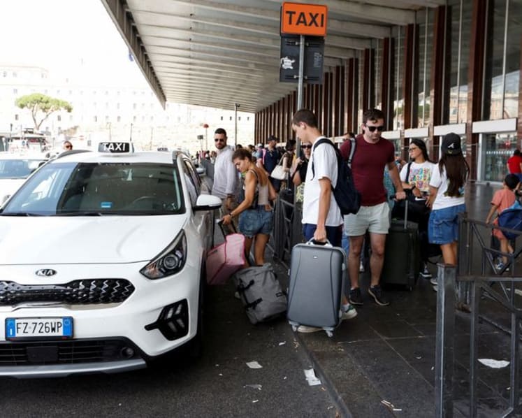 Ride-hailing app Bolt expands to Italy in bid to shake up underserved market