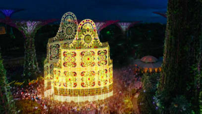 Christmas Wonderland Is Back This Year With Asia’s Largest Mirror Maze (And More!)