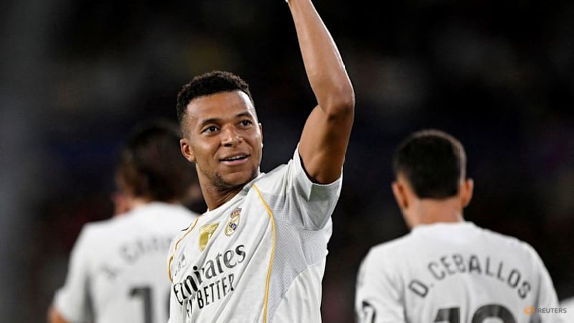 Mbappe and Vinicius shine as Real Madrid dispatch Levante 4-1