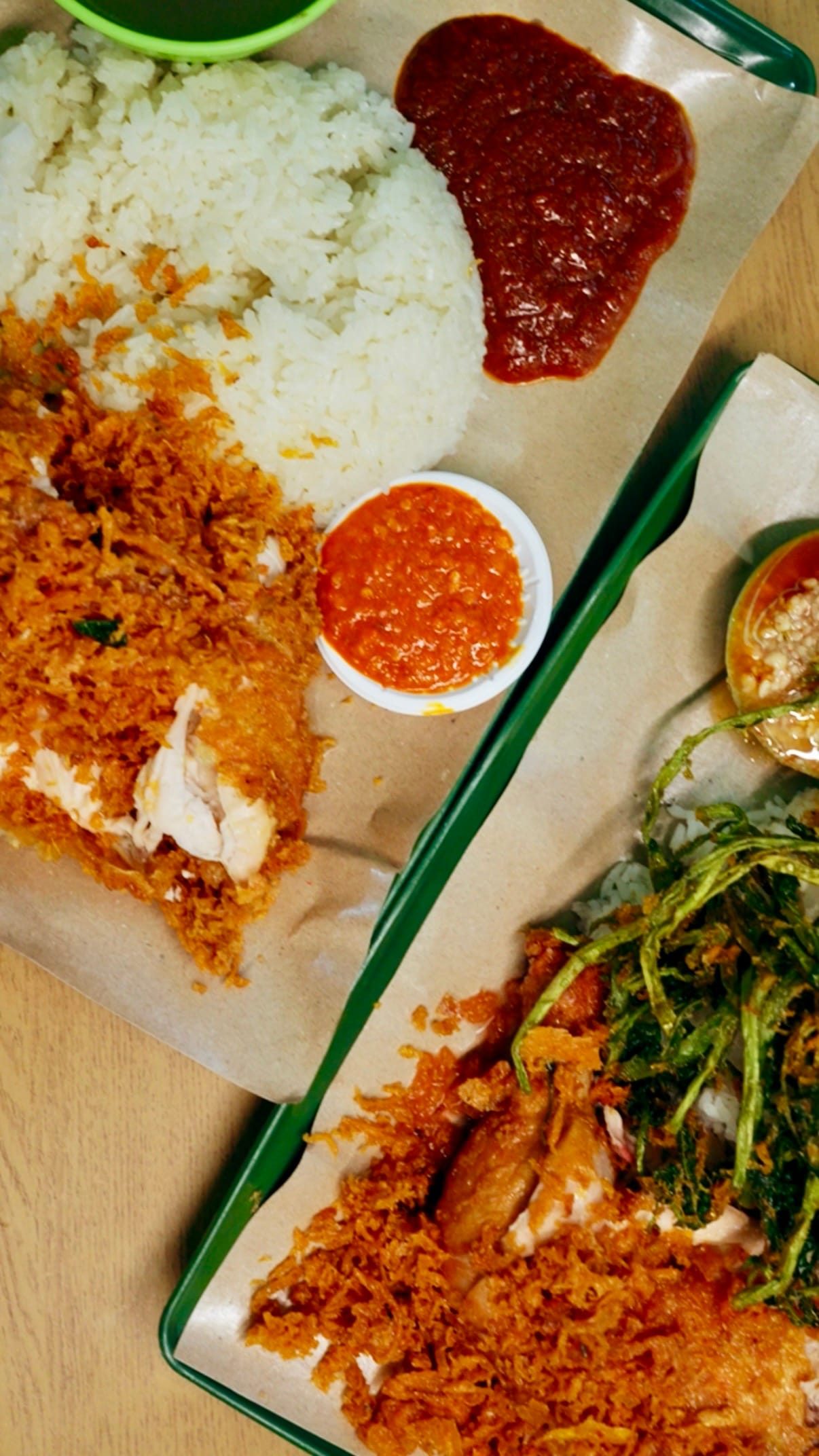 Fiie’s Cafe’s ‘Rudest’ Nasi Ayam Hawker On Customers Who Complain About 50-Cent Charge For Extra Chilli Fiie’s Cafe’s ‘Rudest’ Nasi Ayam Hawker On Customers Who Complain About 50-Cent Charge For Extra Chilli